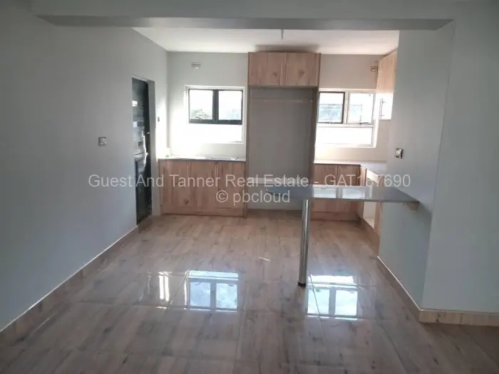 Townhouse/Cluster for Sale in Arlington, Harare