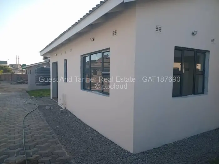 Townhouse/Cluster for Sale in Arlington, Harare