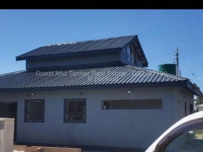 Townhouse/Complex/Cluster for Sale in Arlington, Harare