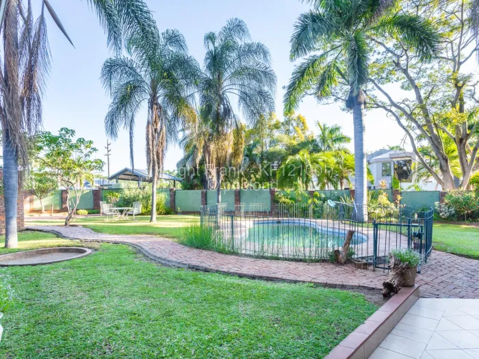 5 Bedroom House for Sale in Borrowdale Brooke, Harare
