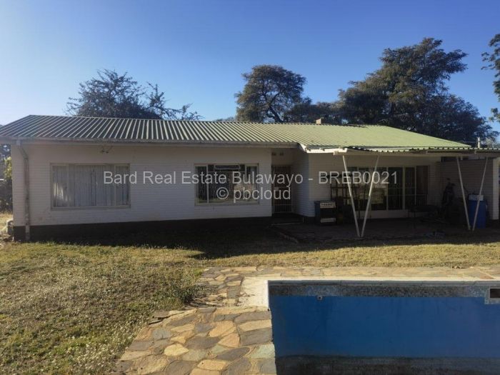 3 Bedroom House for Sale in Ilanda, Bulawayo