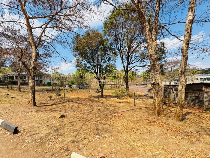 Residential Stand for Sale in Carrick Creagh Estate, Harare