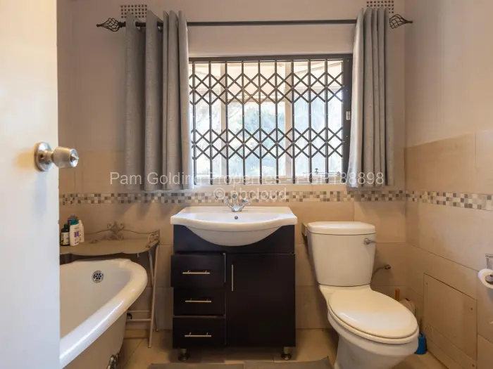 5 Bedroom House for Sale in Colne Valley, Harare