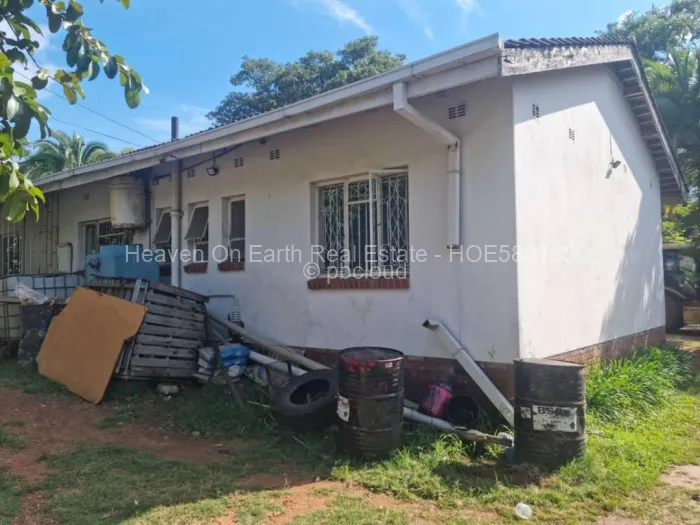 3 Bedroom House for Sale in Upper Hillside, Harare