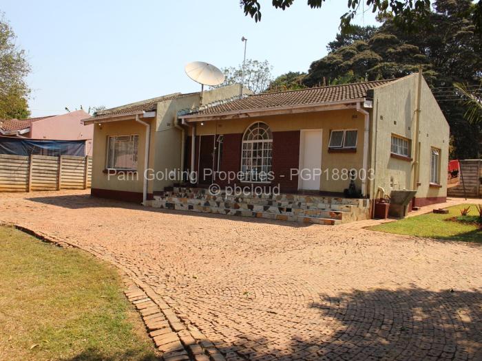 2 Bedroom Cottage/Garden Flat to Rent in Greystone Park, Harare