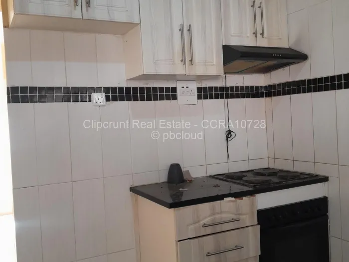 Flat/Apartment for Sale in Chitungwiza, Chitungwiza