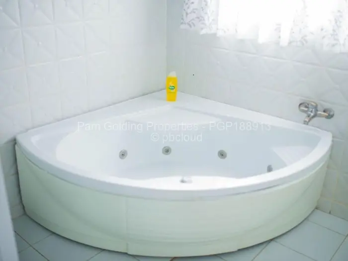 5 Bedroom House to Rent in Chisipite