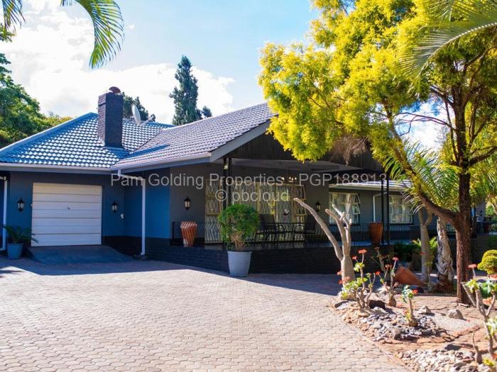 5 Bedroom House to Rent in Chisipite, Harare