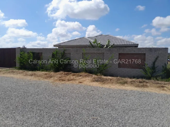 5 Bedroom House for Sale in Timire Park Ruwa, Ruwa