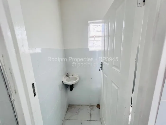 3 Bedroom House to Rent in Kambuzuma, Harare