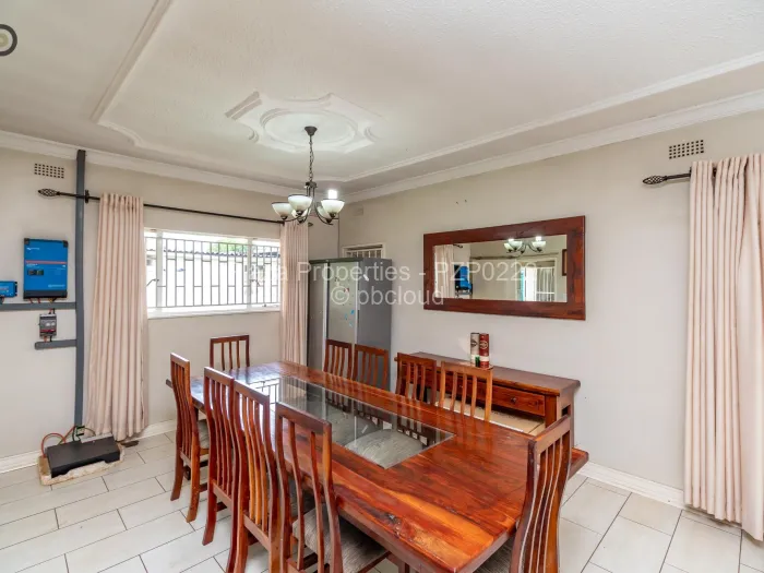 3 Bedroom House to Rent in Emerald Hill