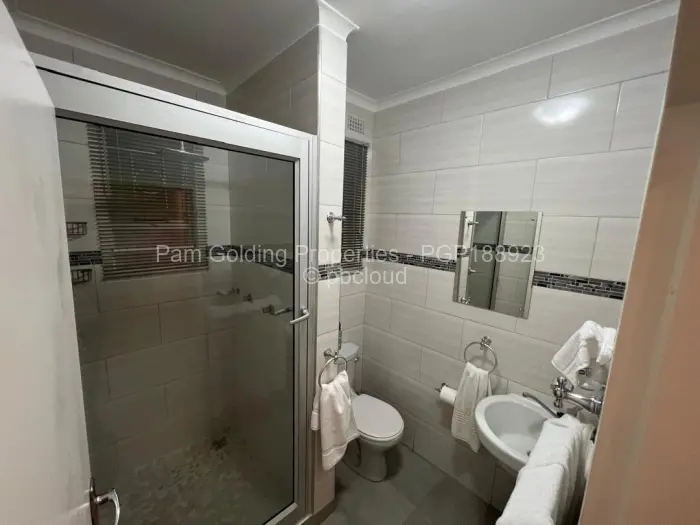 Flat/Apartment to Rent in Avondale