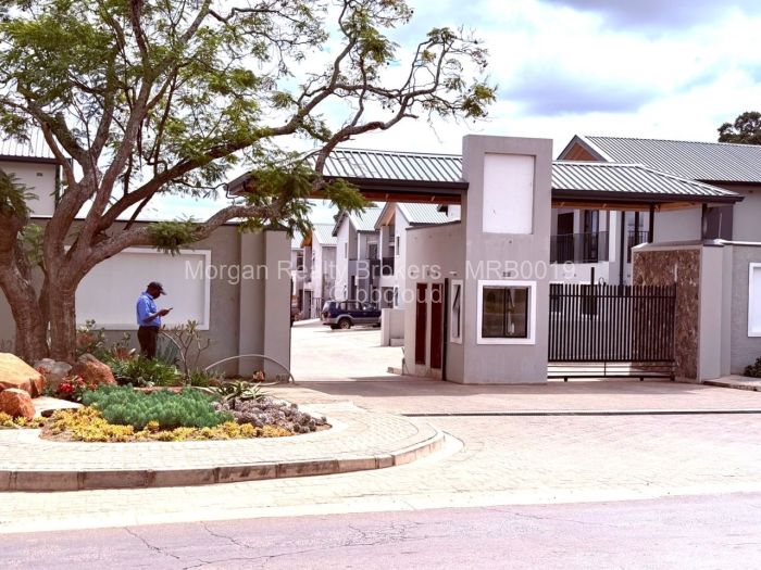 Townhouse/Cluster for Sale in Greendale, Harare