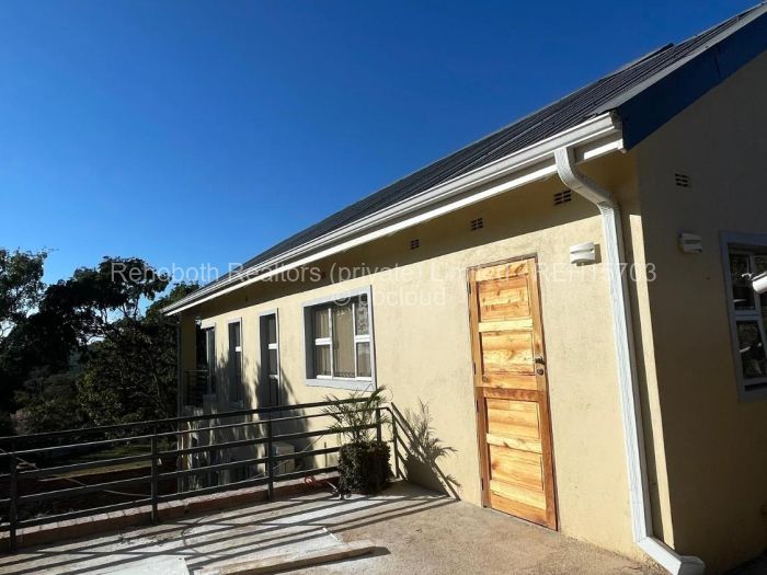 Townhouse/Cluster to Rent in Helensvale, Harare