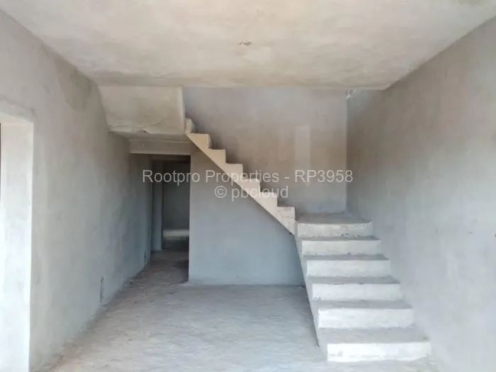 5 Bedroom House for Sale in Gletwin Park, Harare