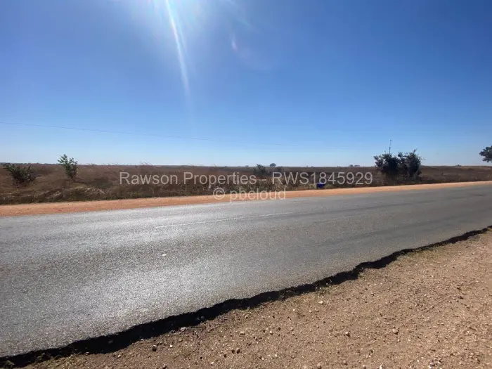 Commercial Stand for Sale in Chinhoyi, Chinhoyi