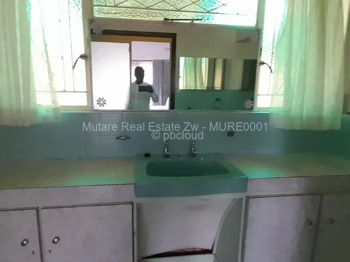 4 Bedroom House for Sale in Murambi, Mutare