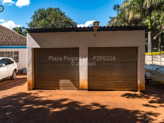 4 Bedroom House for Sale in Chisipite, Harare