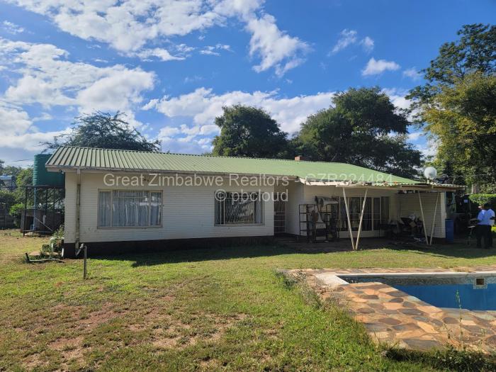House for Sale in Ilanda, Bulawayo