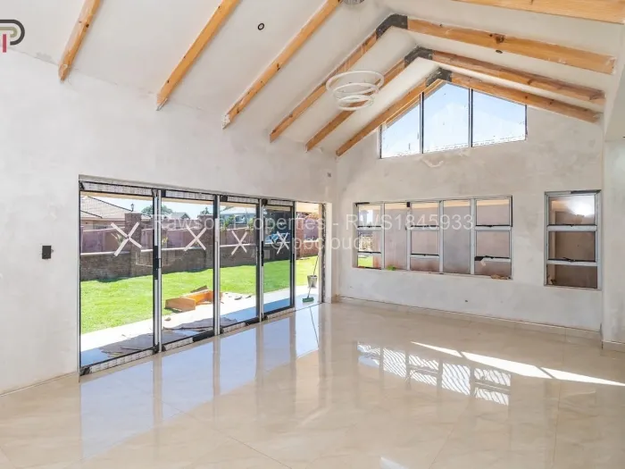 5 Bedroom House for Sale in Mount Pleasant Heights, Harare