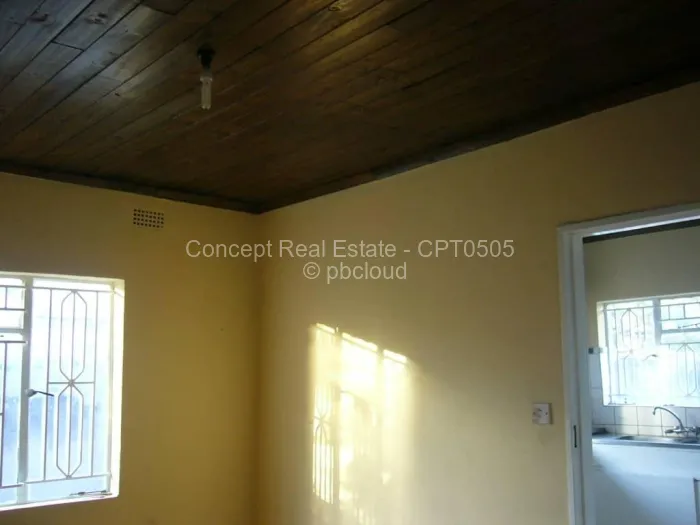 3 Bedroom House for Sale in Zimre Park, Harare