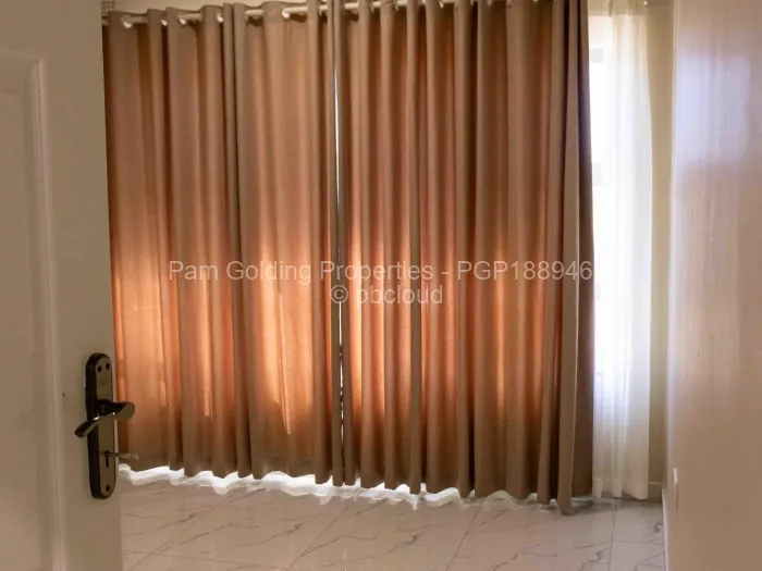 Townhouse/Cluster for Sale in Buena Vista, Bulawayo