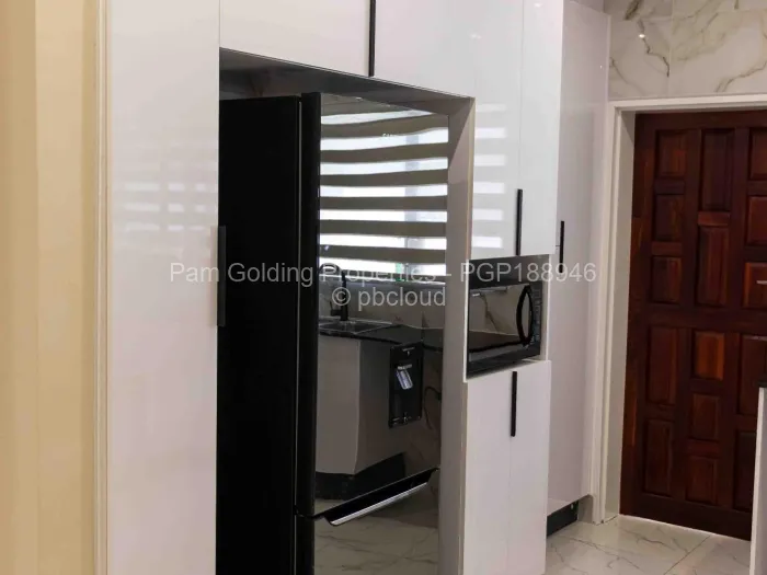 Townhouse/Cluster for Sale in Buena Vista, Bulawayo