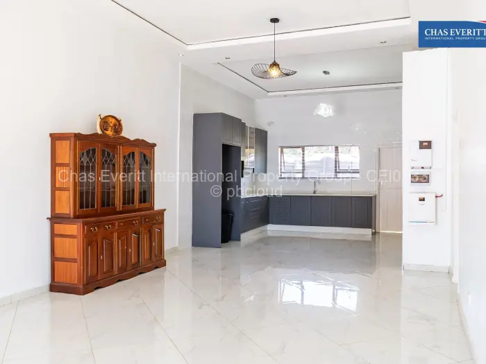 Townhouse/Cluster to Rent in The Grange