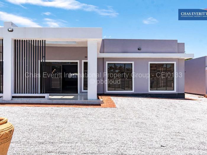 Townhouse/Cluster to Rent in The Grange, Harare