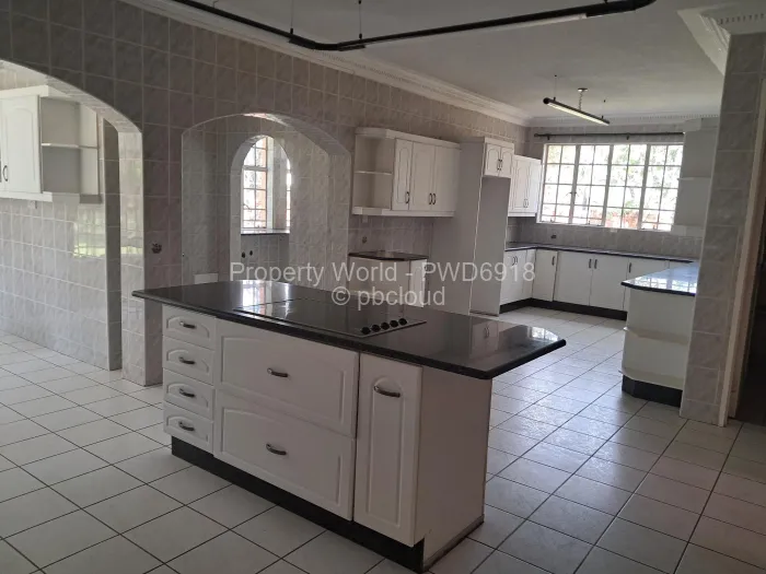 5 Bedroom House to Rent in Glen Lorne, Harare