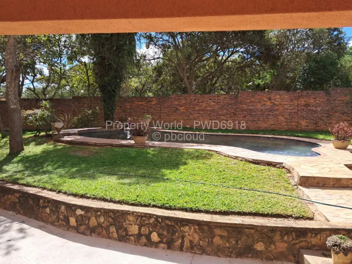 5 Bedroom House to Rent in Glen Lorne, Harare