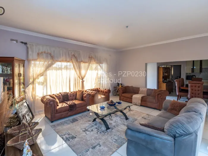 Townhouse/Cluster for Sale in Hogerty Hill, Harare