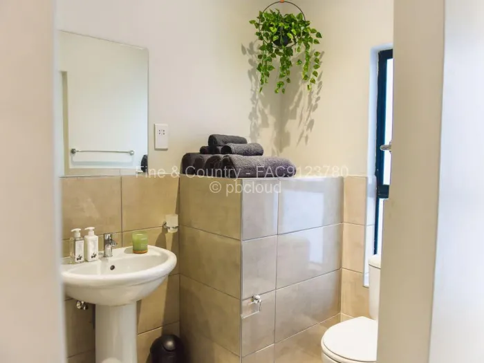 3 Bedroom Cottage/Garden Flat to Rent in Meyrick Park