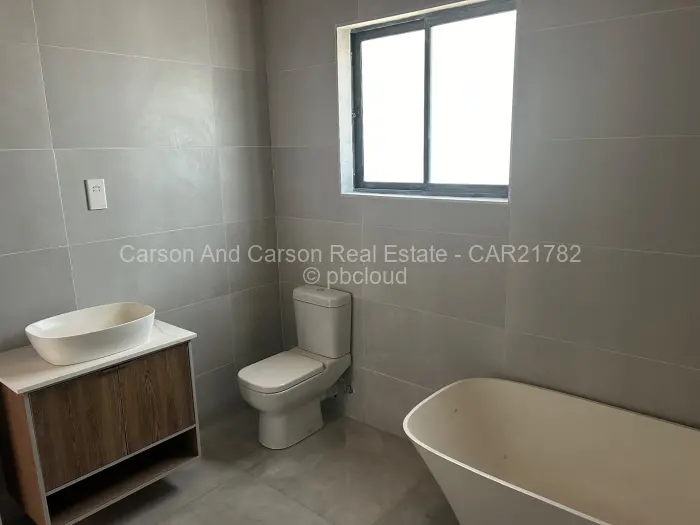 4 Bedroom House to Rent in Chisipite, Harare