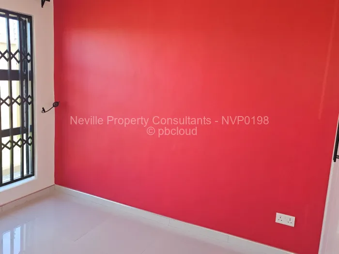 5 Bedroom House to Rent in Sandton Park, Harare