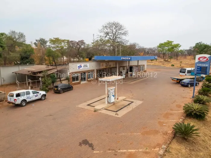 Warehouse/Industrial for Sale in Selous, Selous