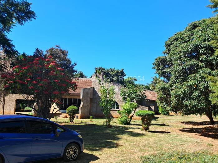 3 Bedroom House for Sale in Mandara, Harare