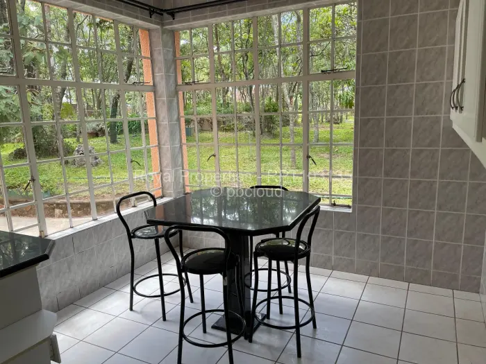 5 Bedroom House for Sale in Glen Lorne, Harare