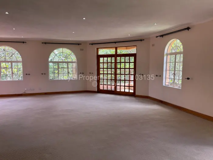 5 Bedroom House for Sale in Glen Lorne, Harare