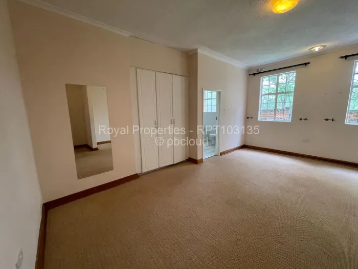 5 Bedroom House for Sale in Glen Lorne, Harare