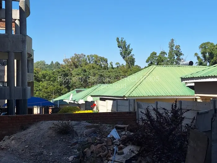 Townhouse/Complex/Cluster for Sale in Glen Lorne, Harare