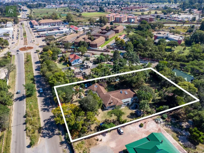 6 Bedroom House for Sale in Newlands, Harare