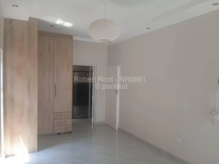 Townhouse/Complex/Cluster for Sale in Strathaven, Harare