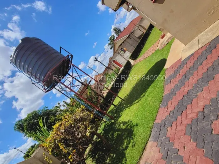 5 Bedroom House for Sale in Westgate, Harare