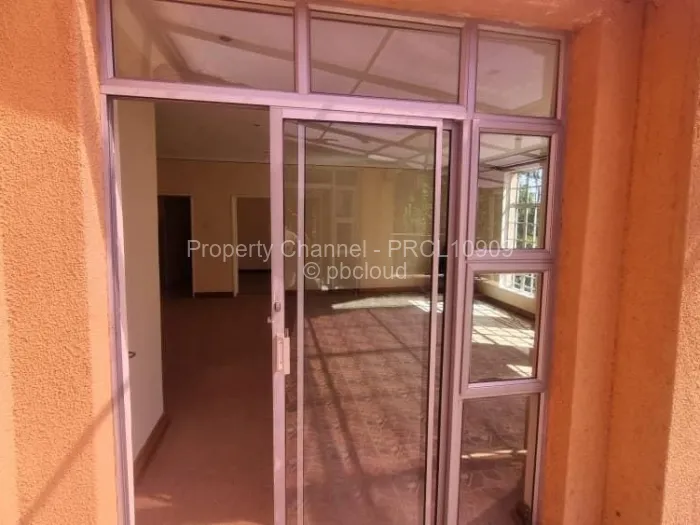 5 Bedroom House to Rent in Glen Lorne, Harare