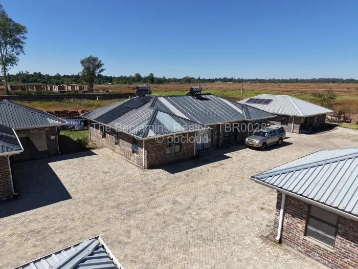 Townhouse/Cluster for Sale in Marlborough, Harare