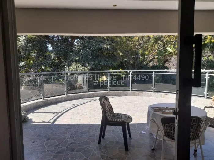 7 Bedroom House for Sale in Chisipite, Harare