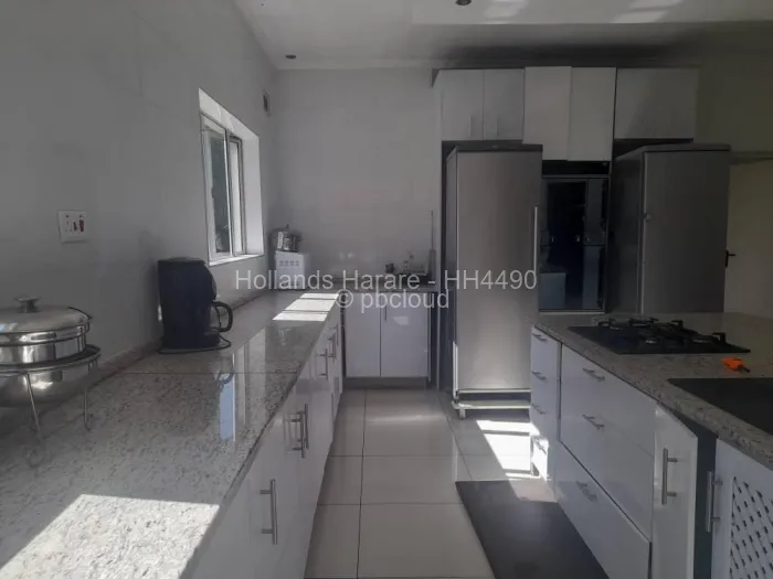 7 Bedroom House for Sale in Chisipite, Harare