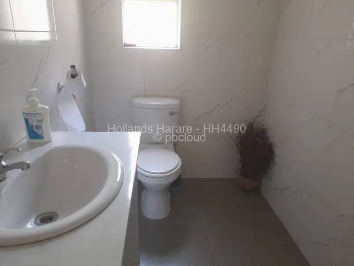 7 Bedroom House for Sale in Chisipite, Harare