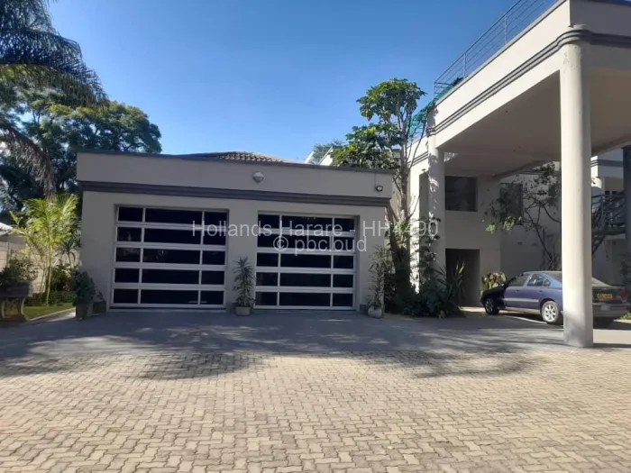 7 Bedroom House for Sale in Chisipite, Harare